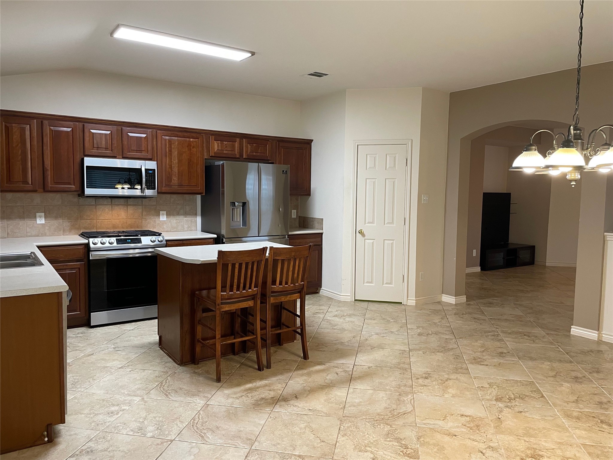 3314 Blue Ridge Drive Round Rock, TX 78681 - Photo 2 of 12 Kitchen has Stainless Appliances