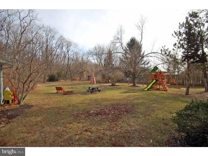 122 Hickory Corner Road East Windsor, NJ 08520 - Photo 22 of 22 View in Back