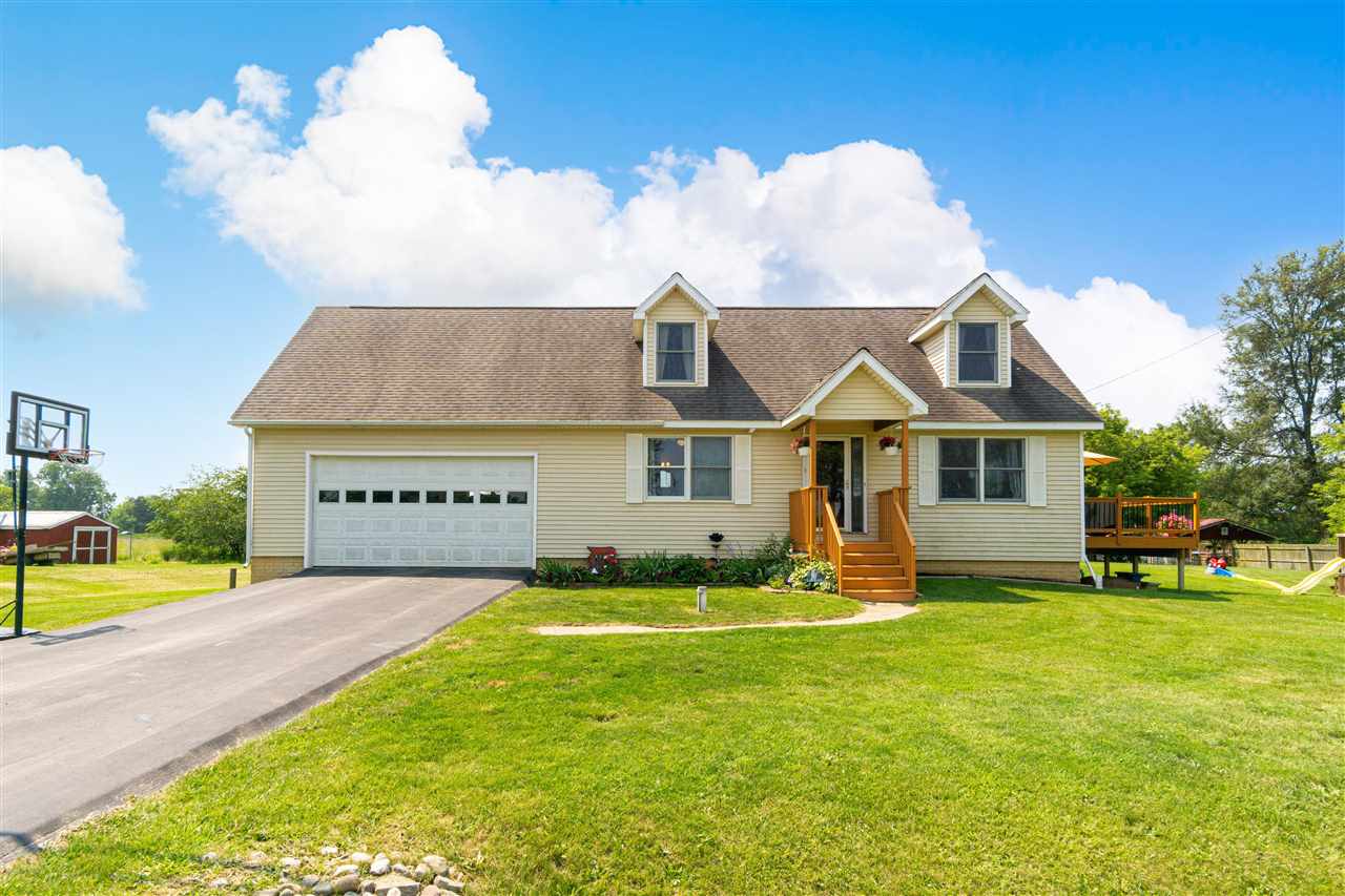 8053 Reid Road Swartz Creek, MI 48473 - Photo 3 of 26 50047526-2.JPG
