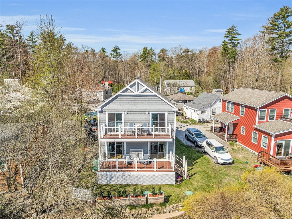 801 Chases Grove Road Derry, NH 03038 - Photo 3 of 24