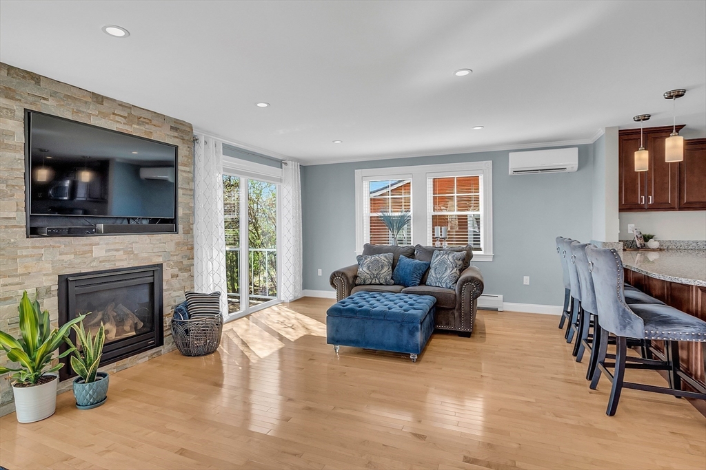 801 Chases Grove Road Derry, NH 03038 - Photo 8 of 24