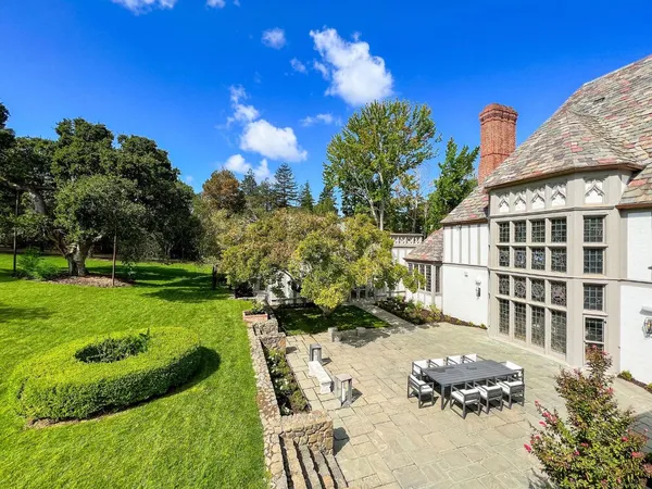 $28,880,000 | 85 Fagan Drive, Hillsborough, CA 94010