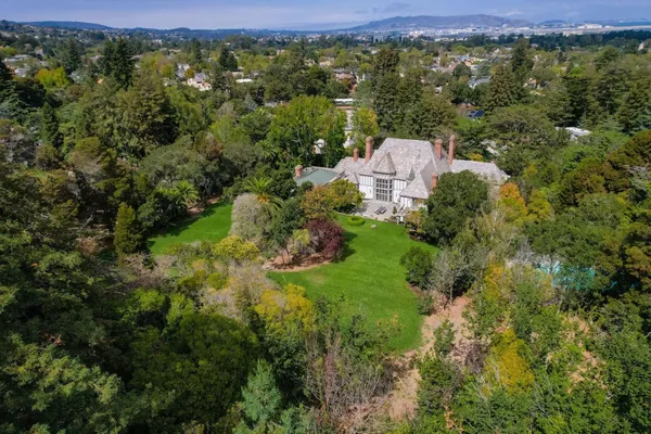 $28,880,000 | 85 Fagan Drive, Hillsborough, CA 94010