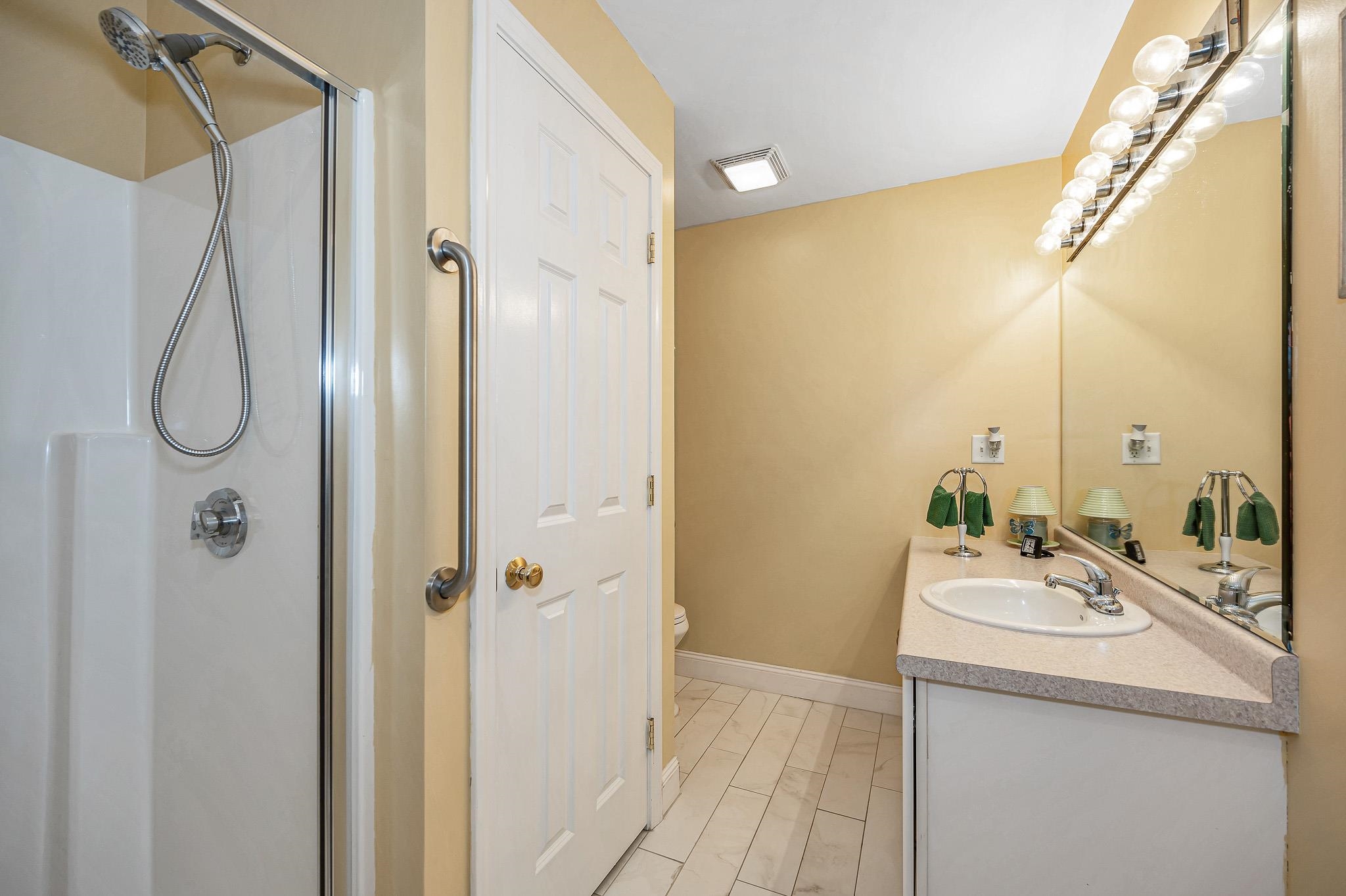 59 Cluff Road, Unit 43 Salem, NH 03079 - Photo 20 of 40 Gallery Image 20