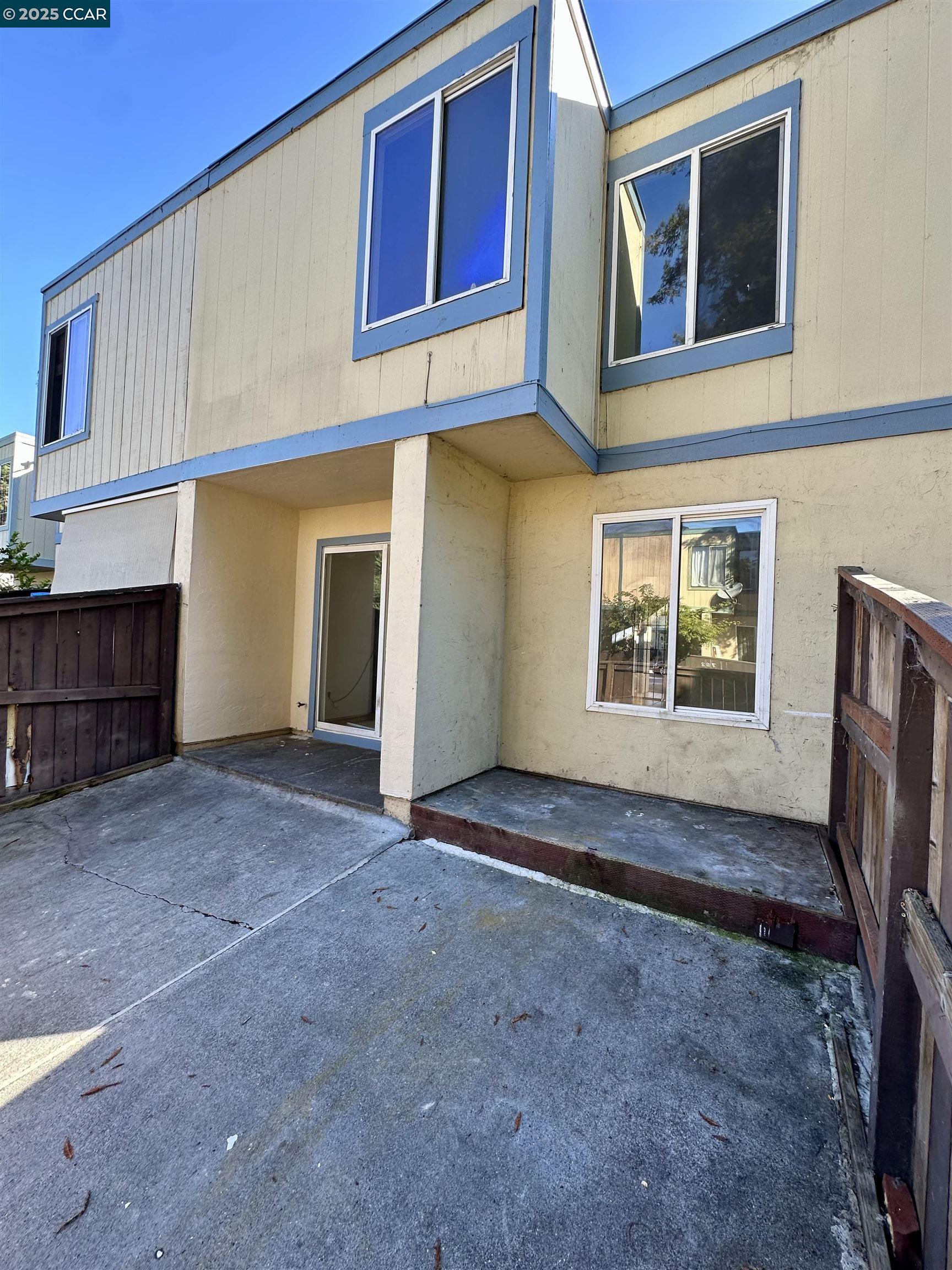 706 Simpson Place Santa Rosa, CA 95401 - Photo 1 of 1 Gallery Image 1