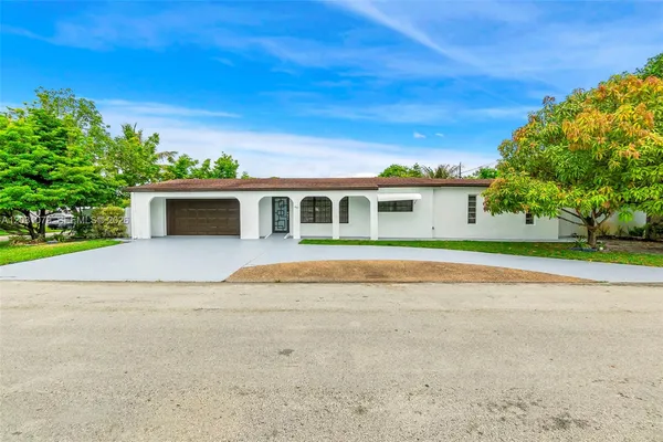 $1,100 | 6101 Southwest 24th Street, Unit 3, Miramar, FL 33023