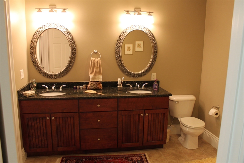 136 Pinewood Drive, Unit 8A Gardner, MA 01440 - Photo 11 of 15