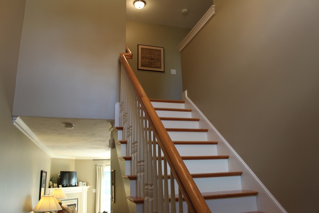 136 Pinewood Drive, Unit 8A Gardner, MA 01440 - Photo 7 of 15