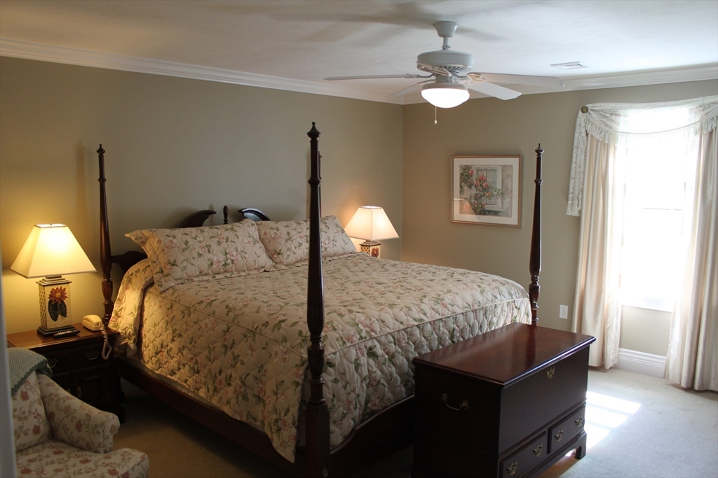 136 Pinewood Drive, Unit 8A Gardner, MA 01440 - Photo 10 of 15