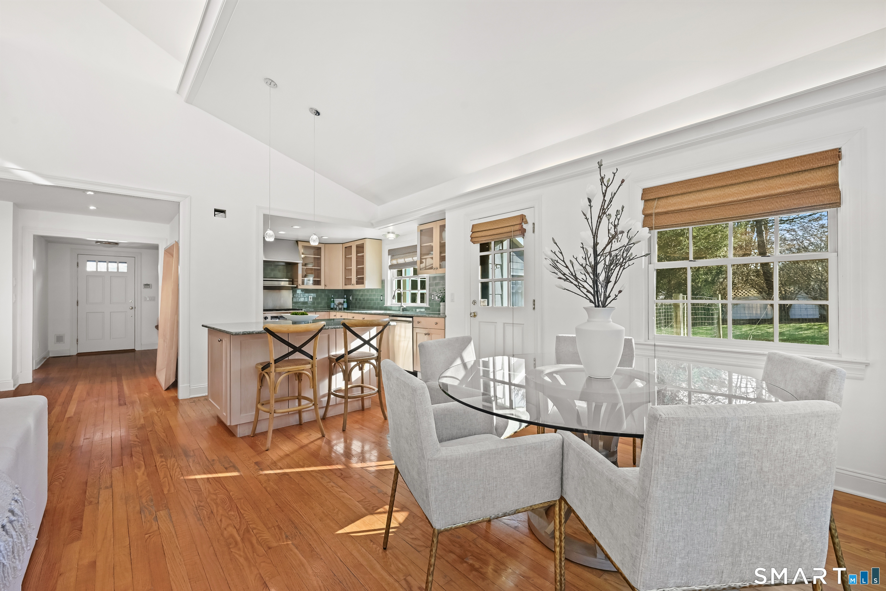 36 MacArthur Lane Stamford, CT 06902 - Photo 11 of 40 Dining Area looking into Ktichen