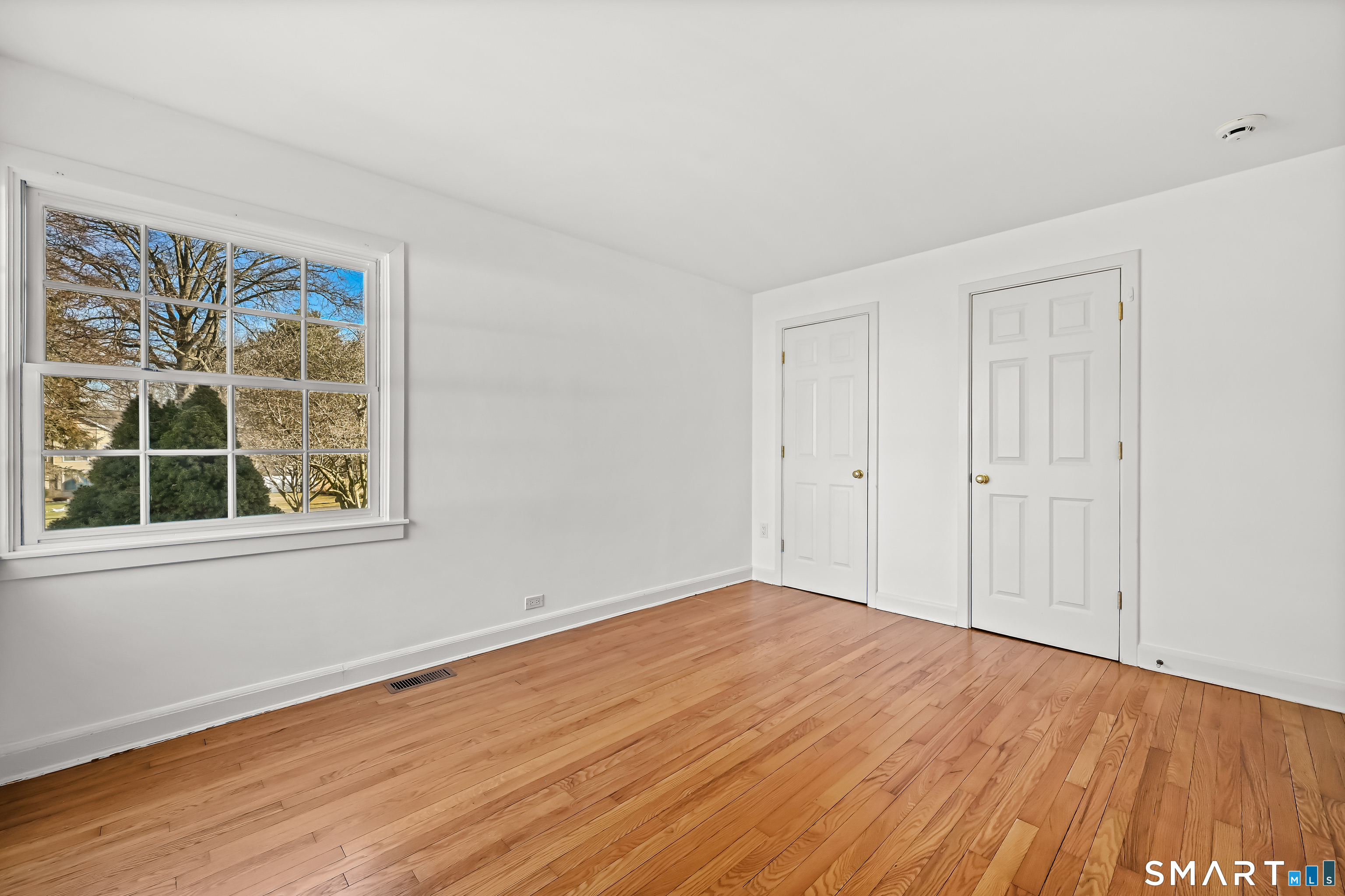 36 MacArthur Lane Stamford, CT 06902 - Photo 23 of 40 Bedroom 1