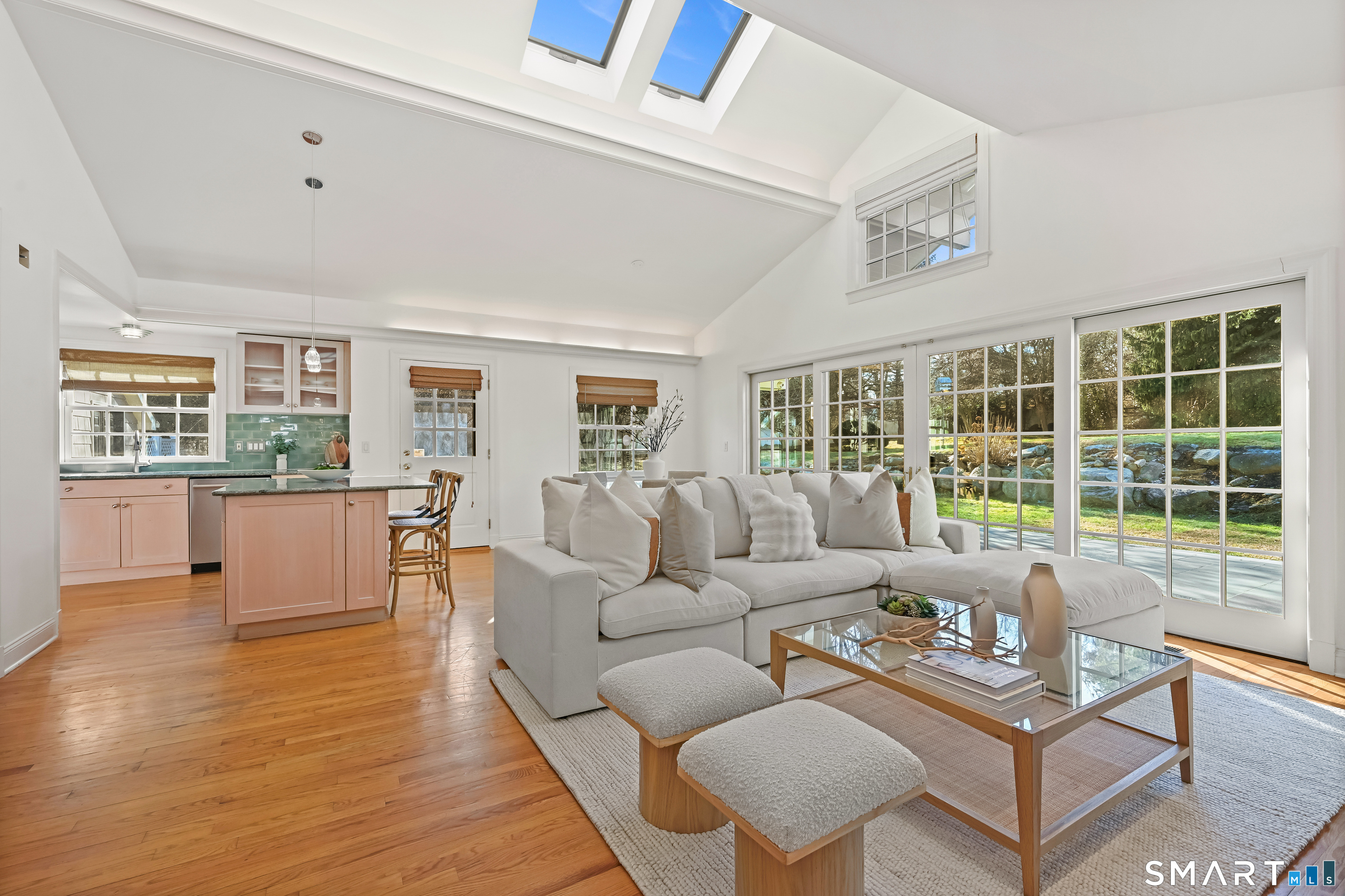 36 MacArthur Lane Stamford, CT 06902 - Photo 6 of 40 Great Room