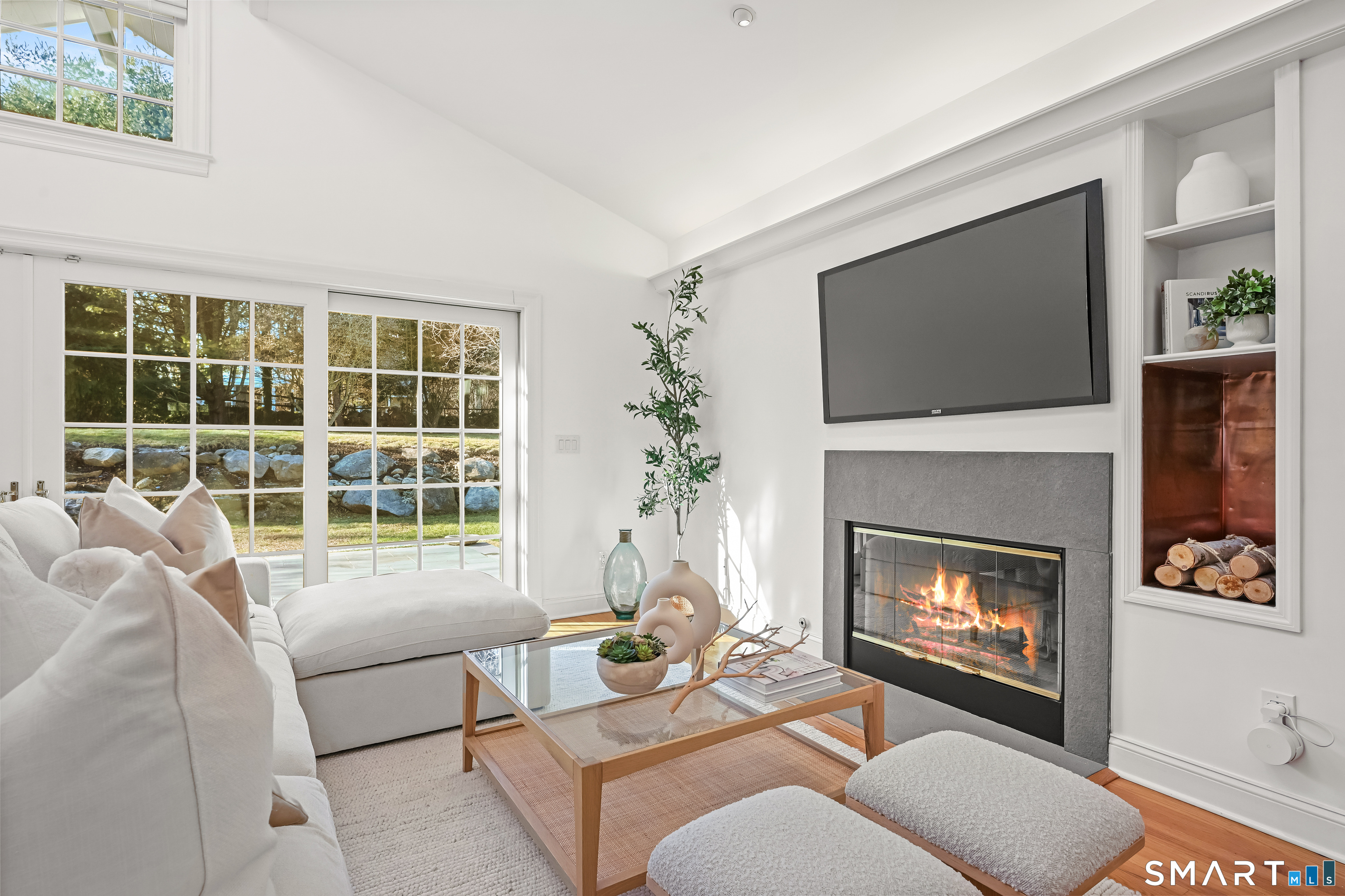 36 MacArthur Lane Stamford, CT 06902 - Photo 8 of 40 Living Room area with Fireplace
