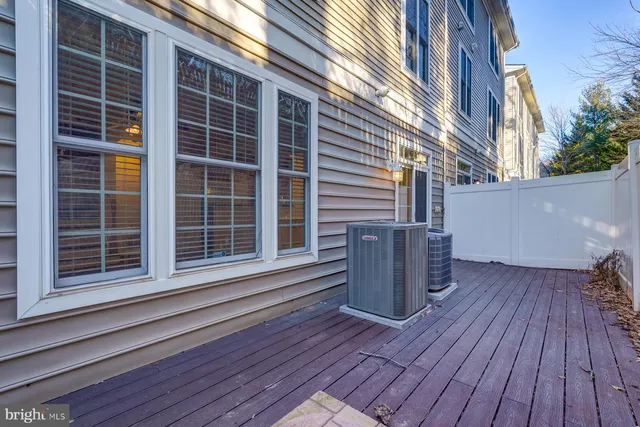 $3,500 | 7119 Mason Grove Court, Unit 7, Alexandria, VA 22306