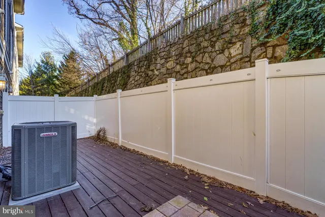 $3,500 | 7119 Mason Grove Court, Unit 7, Alexandria, VA 22306