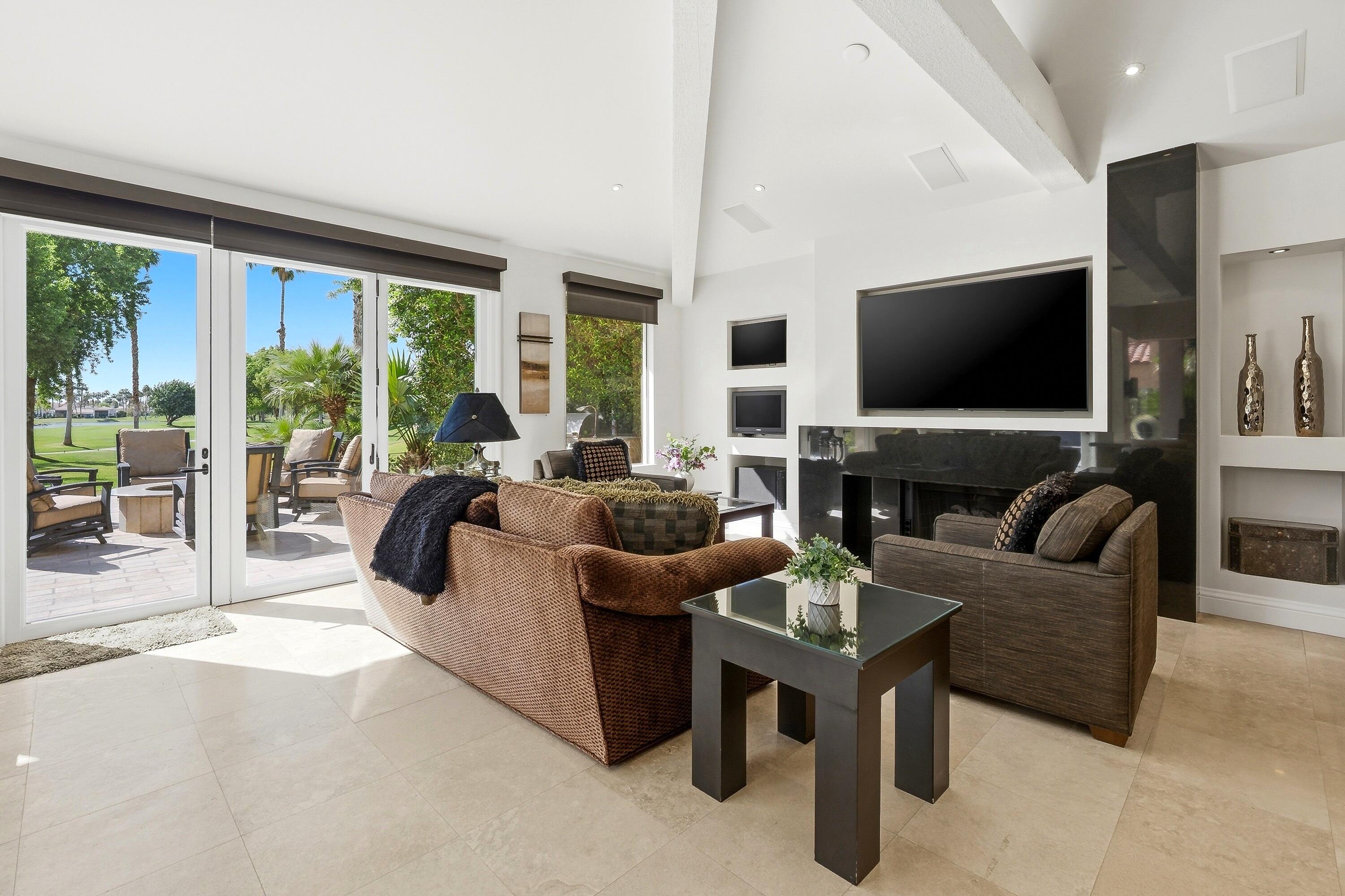 54310 Riviera La Quinta, CA 92253 - Photo 16 of 37 Photo-23