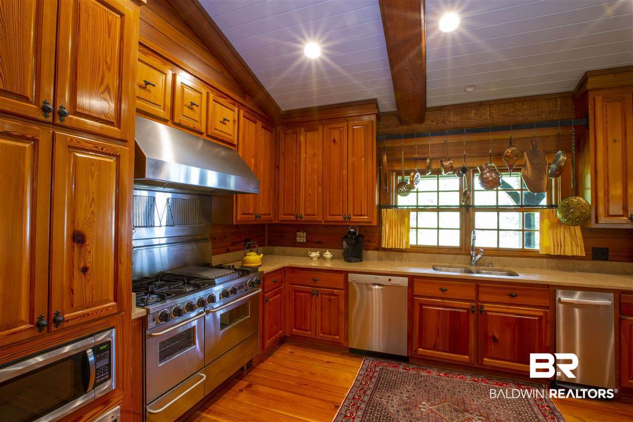 16848 Ferry Rd Circle Fairhope, AL 36532 - Photo 12 of 48