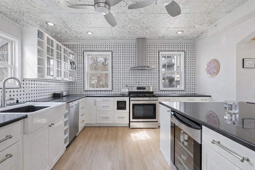 20 R Adrian Street, Unit 20 Somerville, MA 02143 - Photo 8 of 14