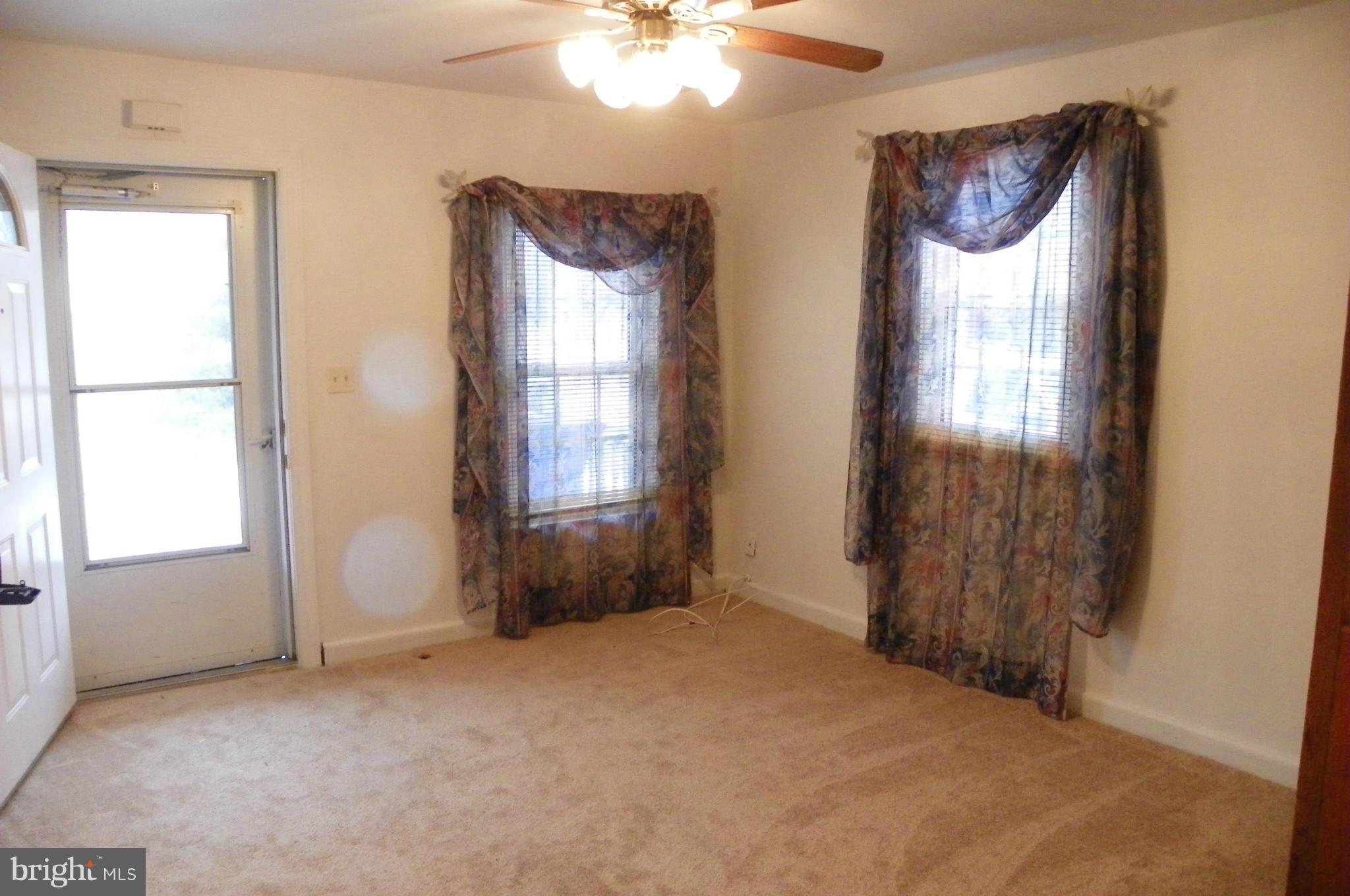 9377 Whiskey Bottom Road Laurel, MD 20723 - Photo 10 of 28 Living Room