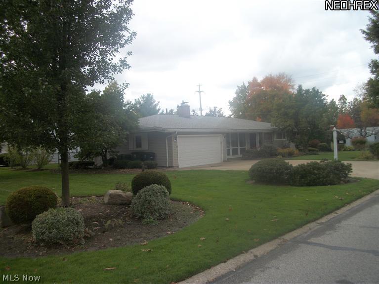 1740 Overbrook Road Lyndhurst, OH 44124 - Photo 16 of 19