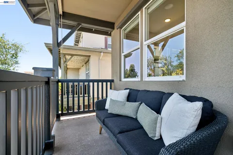 $998,000 | 472 Diller Street, Alameda, CA 94501