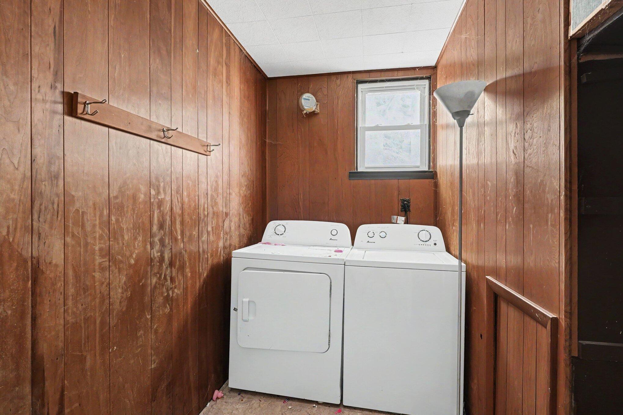 5058 Hess Road Saginaw, MI 48601 - Photo 14 of 16 014_file_1270