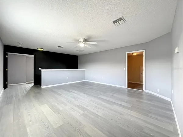 $3,800 | 10041 Oak Quarry Drive, Orlando, FL 32832