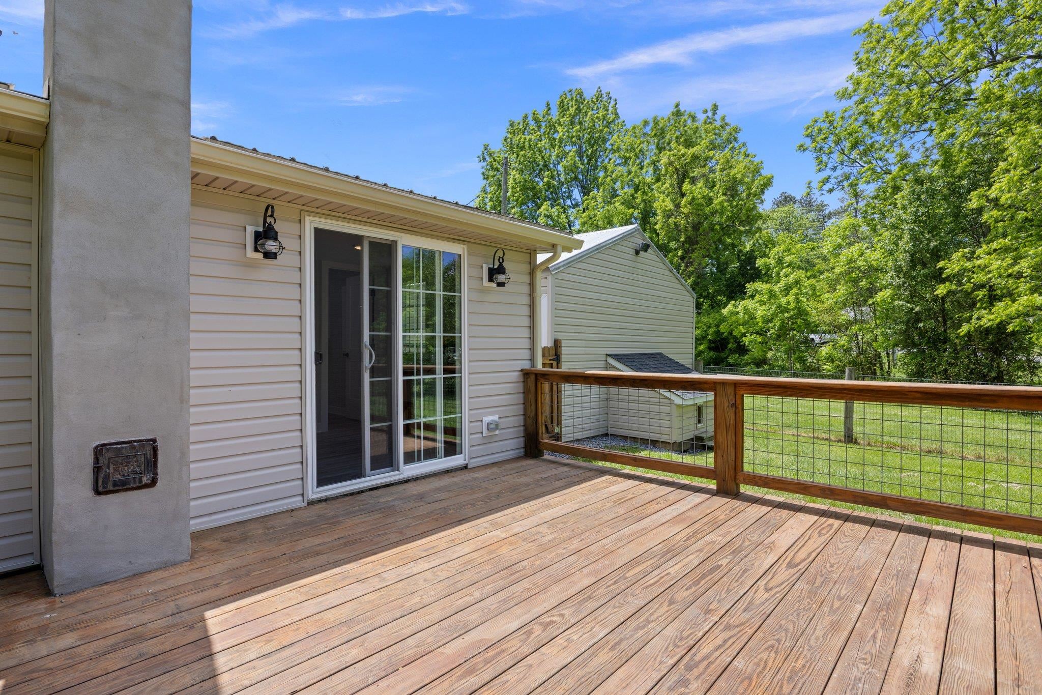 388 Kiddsville Road Fishersville, VA 22939 - Photo 34 of 50 a view of balcony with wooden floor and fence