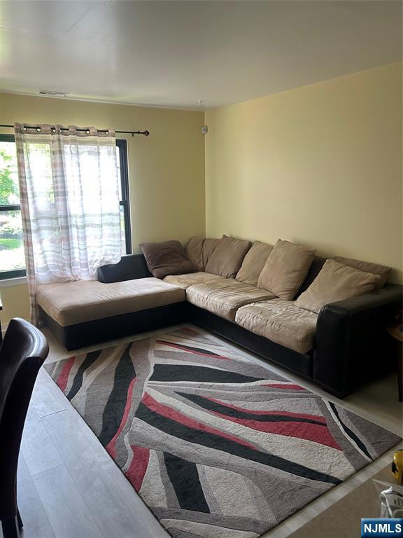 77 Liberty Street, Unit 33 Little Ferry, NJ 07643 - Photo 9 of 11