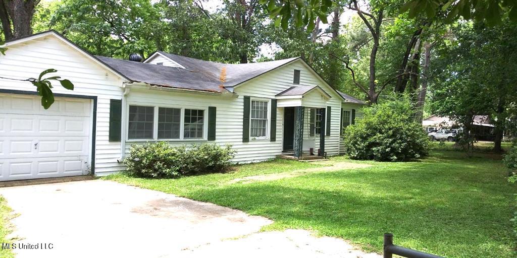 100 Beau Pre Road Natchez, MS 39120 - Photo 2 of 24 100 beau pre ext 1