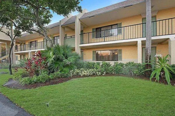 $199,000 | 416 Meadows Circle, Boynton Beach, FL 33436