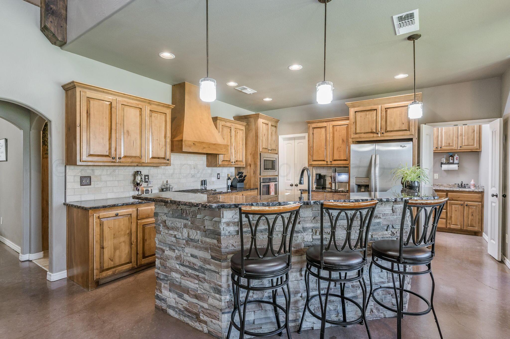 18500 Copper Ridge Amarillo, TX 79124 - Photo 7 of 43 Kitchen