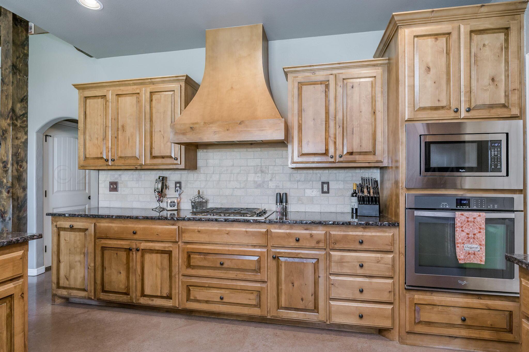 18500 Copper Ridge Amarillo, TX 79124 - Photo 8 of 43 Kitchen-2