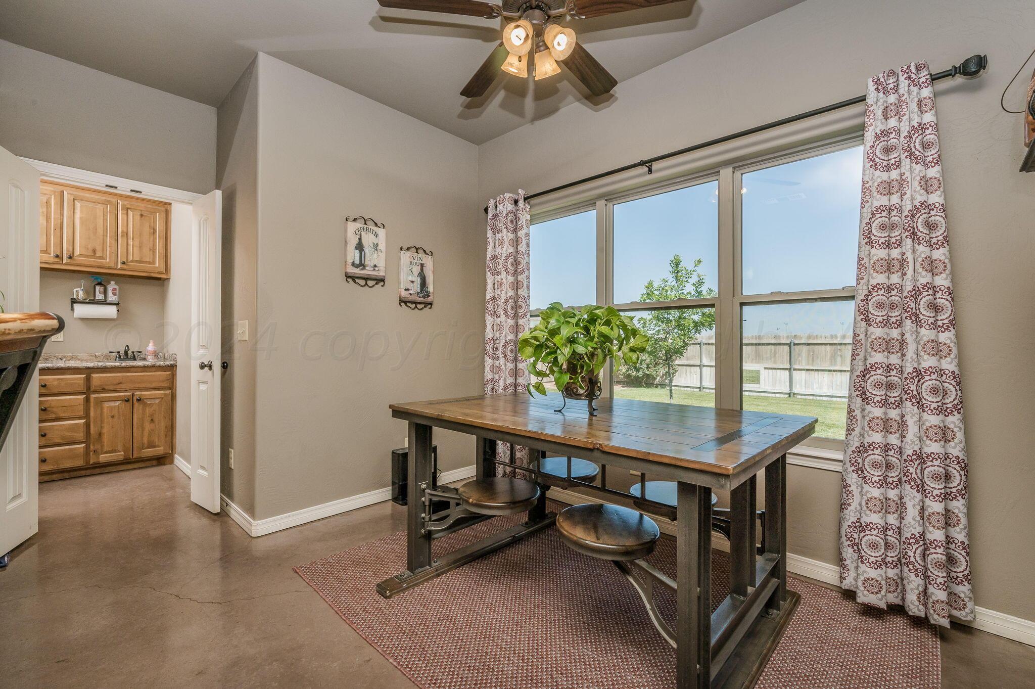18500 Copper Ridge Amarillo, TX 79124 - Photo 10 of 43 Breakfast Nook