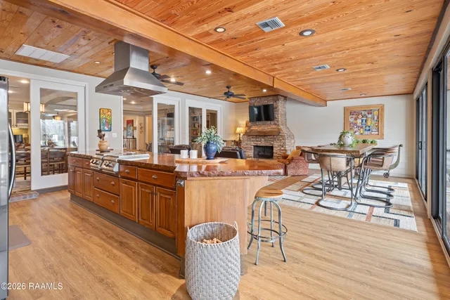 $1,095,000 | 119 Nellies Lane, Broussard, LA 70518