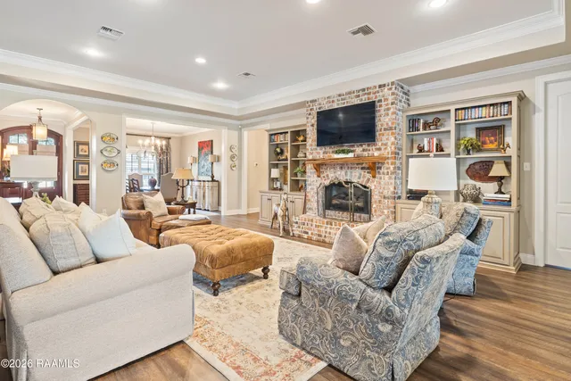 $1,095,000 | 119 Nellies Lane, Broussard, LA 70518