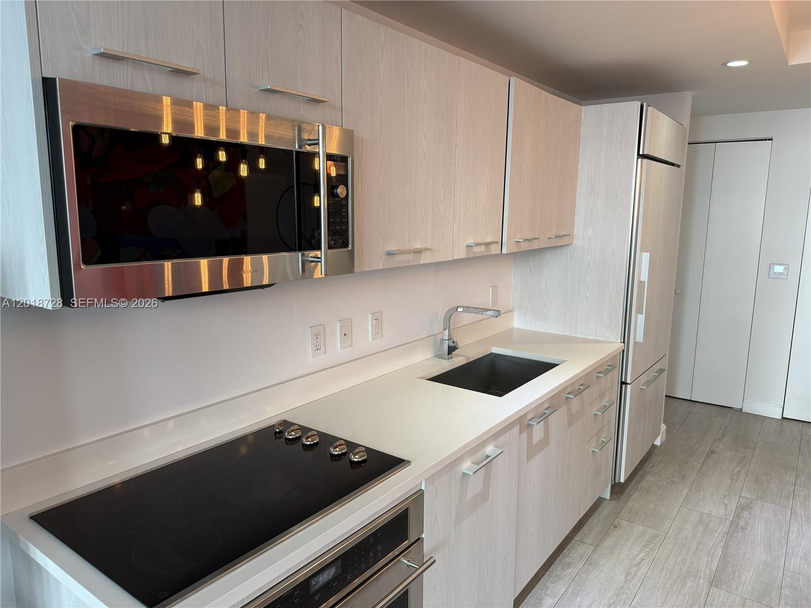 55 Southwest 9th Street, Unit 2509 Miami, FL 33130 - Photo 2 of 7