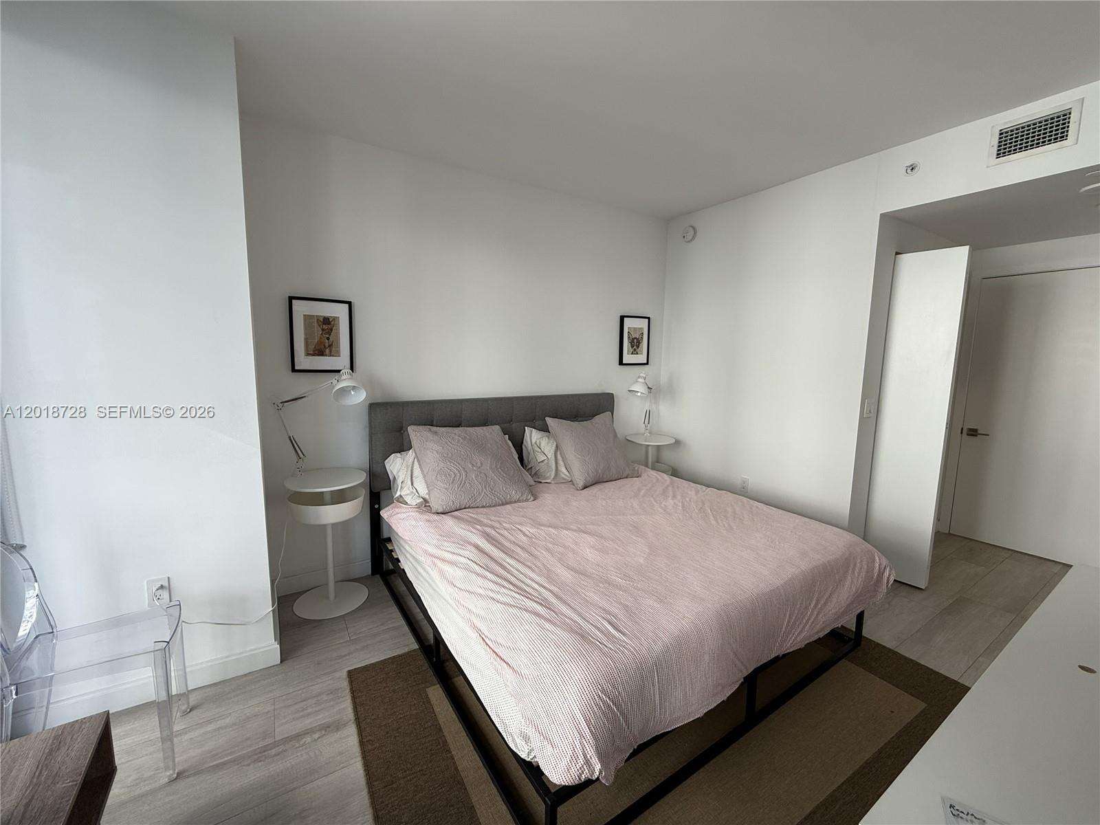 55 Southwest 9th Street, Unit 2509 Miami, FL 33130 - Photo 4 of 7