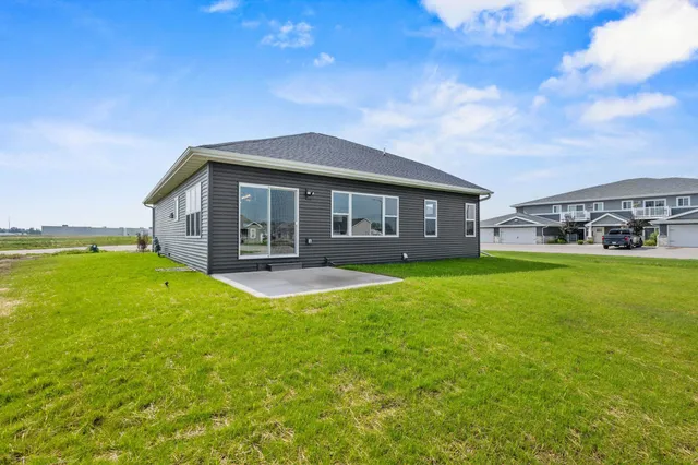 $425,900 | 733 Tambour Court, Unit 10, De Pere, WI 54115