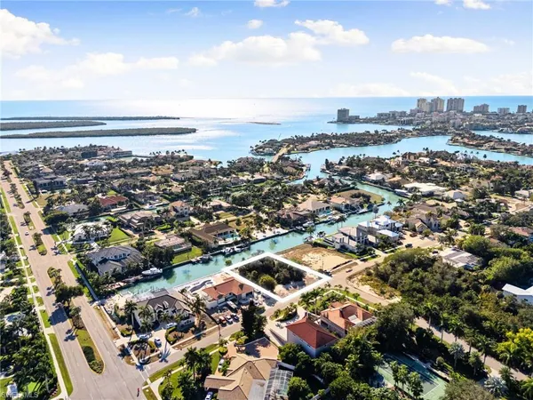 $2,900,000 | 1675 Ludlow Road, Marco Island, FL 34145