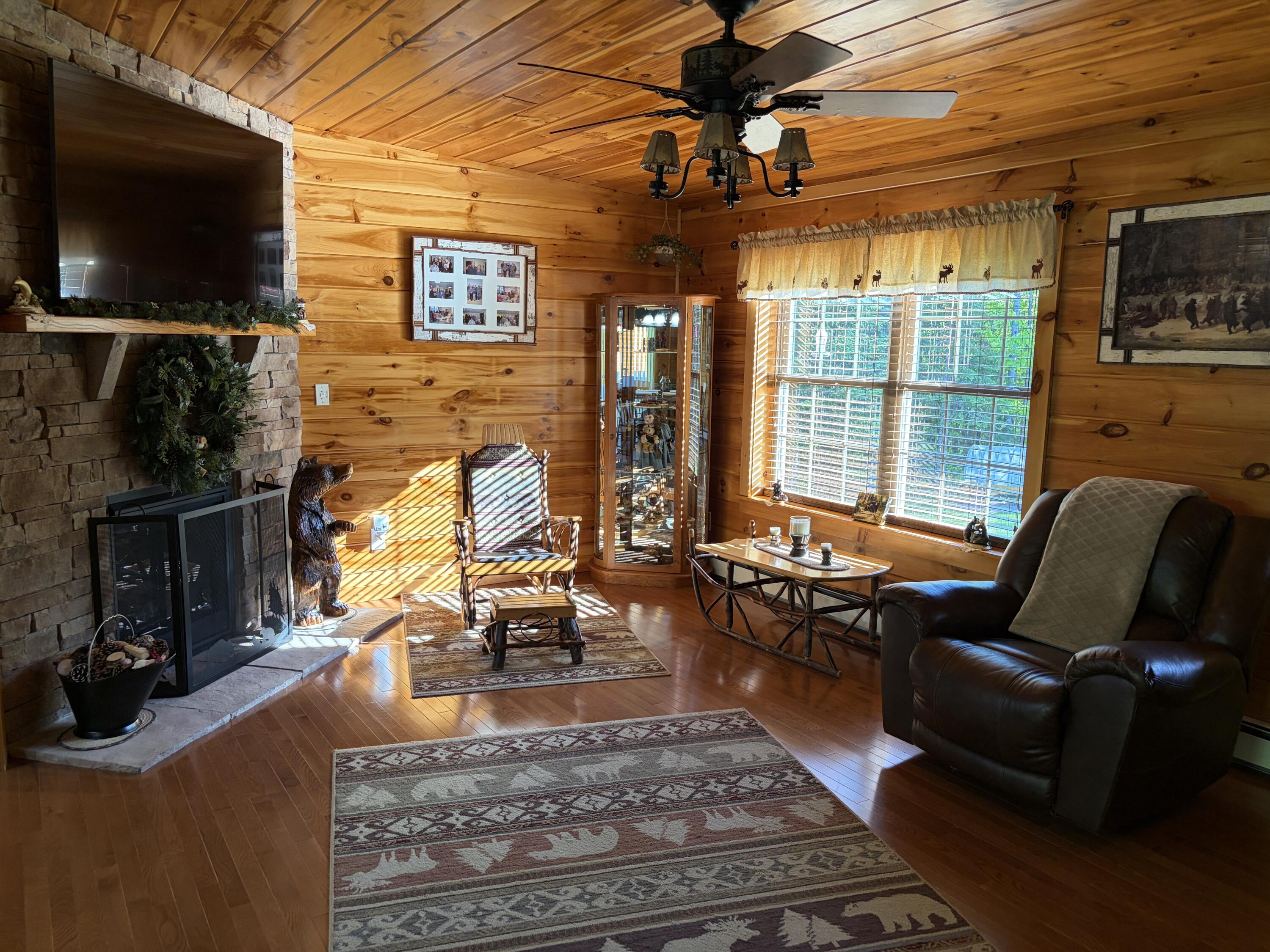 186 Town Line Road Cadyville, NY 12918 - Photo 5 of 60 Living Room