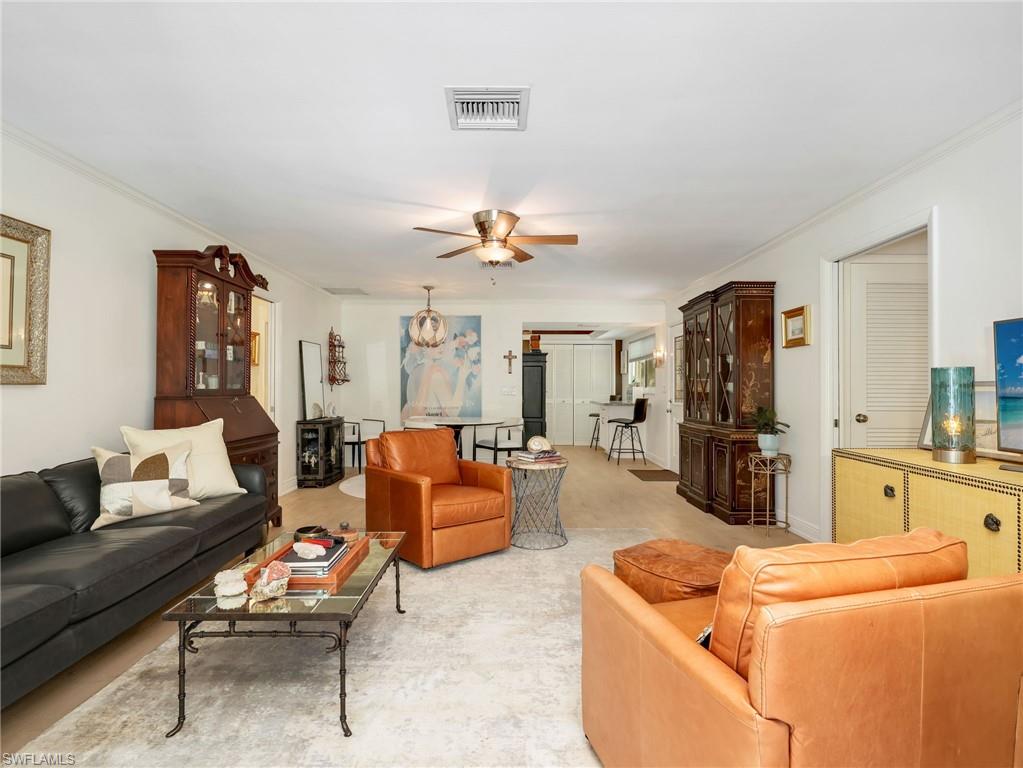 1201 Solana Road, Unit 7 Naples, FL 34103 - Photo 9 of 34
