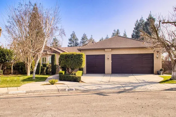 $665,000 | 6009 West Goux Avenue, Fresno, CA 93722