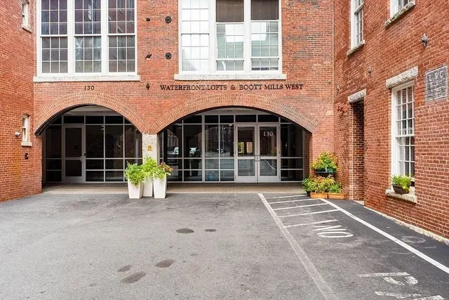 $3,500 | 130 John Street, Unit 459, Lowell, MA 01852