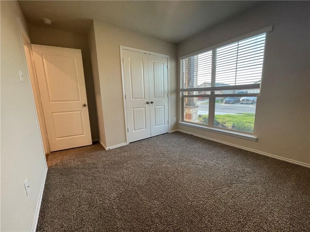 192 Beth Ann Loop Taylor, TX 76574 - Photo 11 of 16