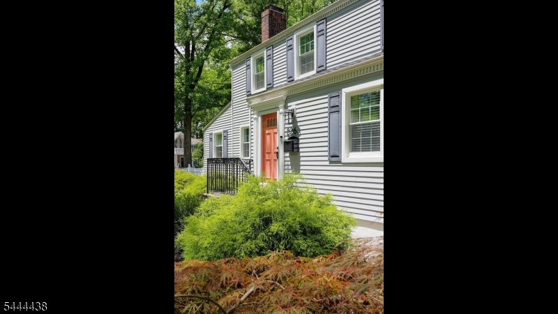 2263 Hill Road Scotch Plains, NJ 07076 - Photo 5 of 50