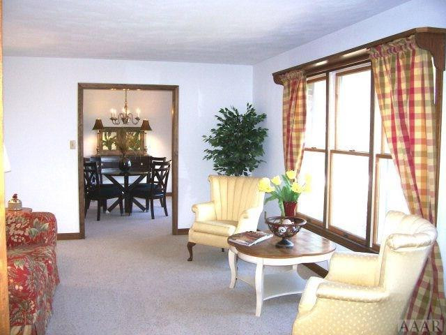 459 Dry Ridge Road Elizabeth City, NC 27909 - Photo 3 of 30 Living Room