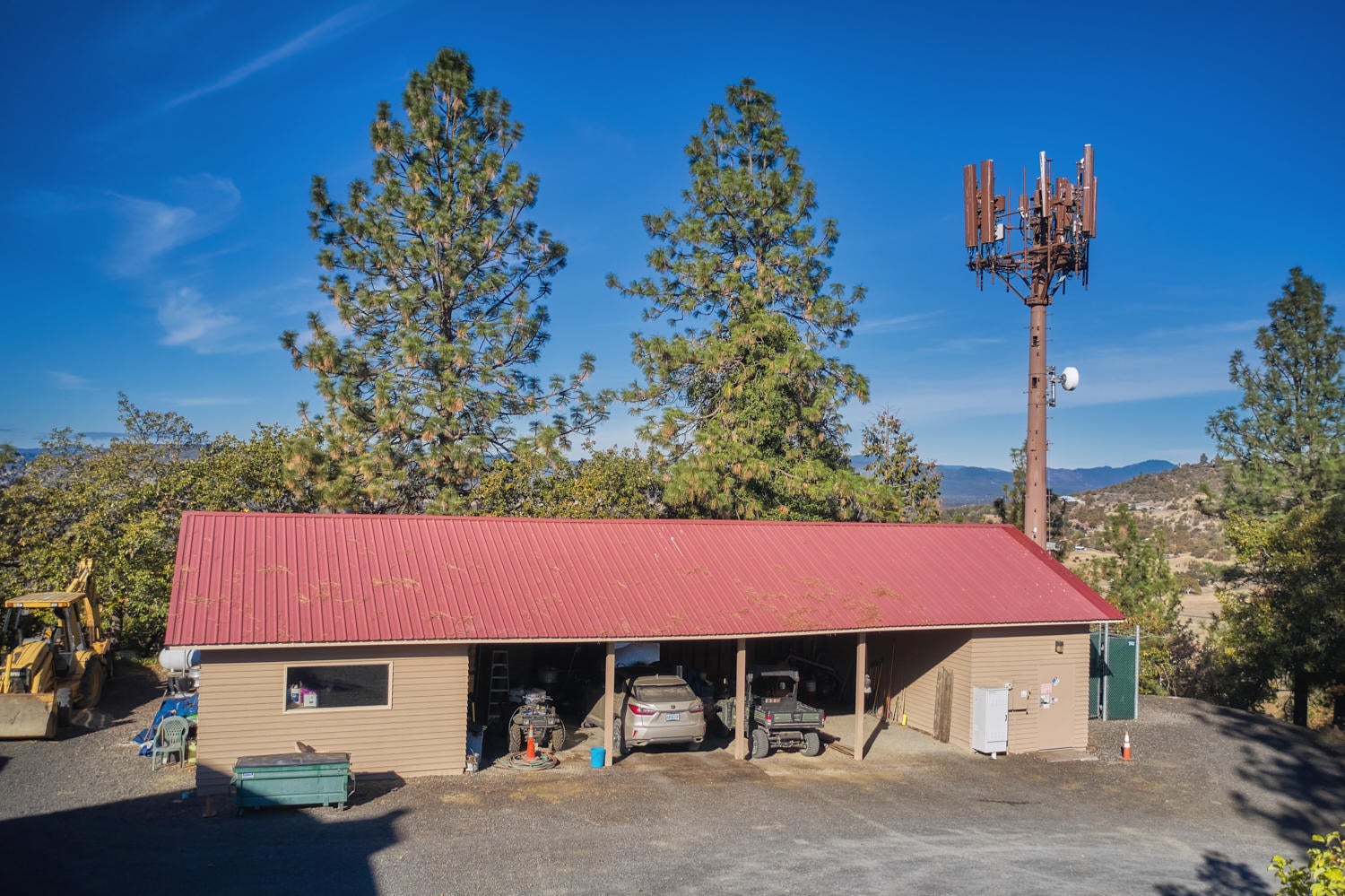 150 Nick Young Road Eagle Point, OR 97524 - Photo 37 of 41 4 car carport with shop on south end.