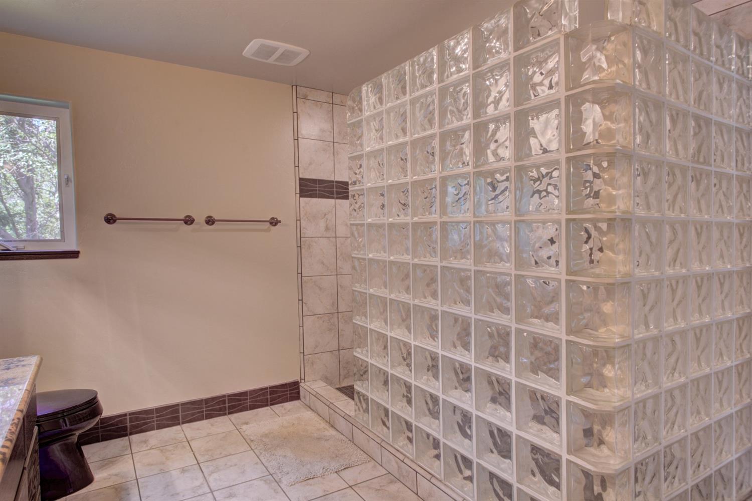 8318 North Applegate Road Grants Pass, OR 97527 - Photo 22 of 25 Additional Photo