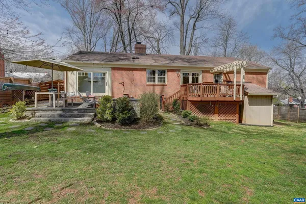 $825,000 | 1416 Lester Drive, Charlottesville, VA 22901